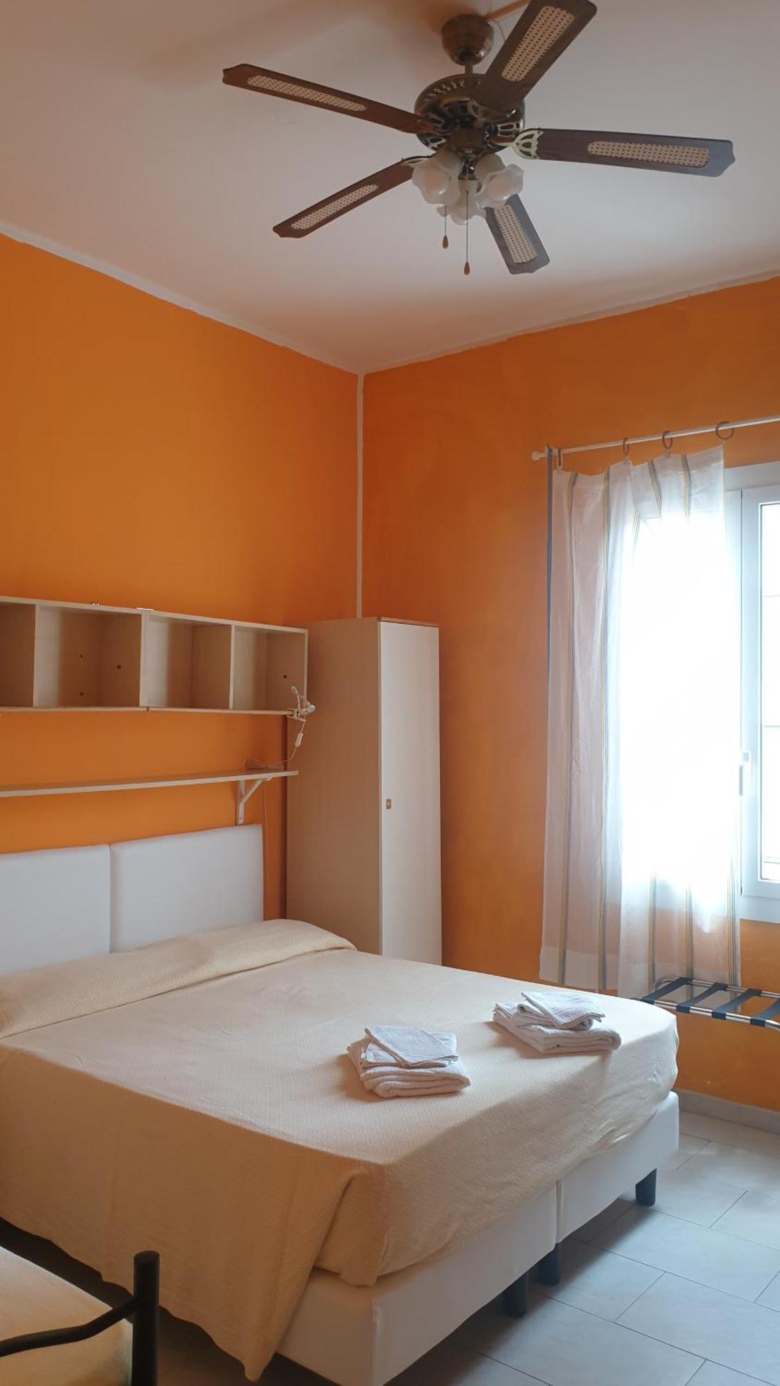 Piccolo Hotel Holiday Center ฟีนาเลลีกูเร ภายนอก รูปภาพ
